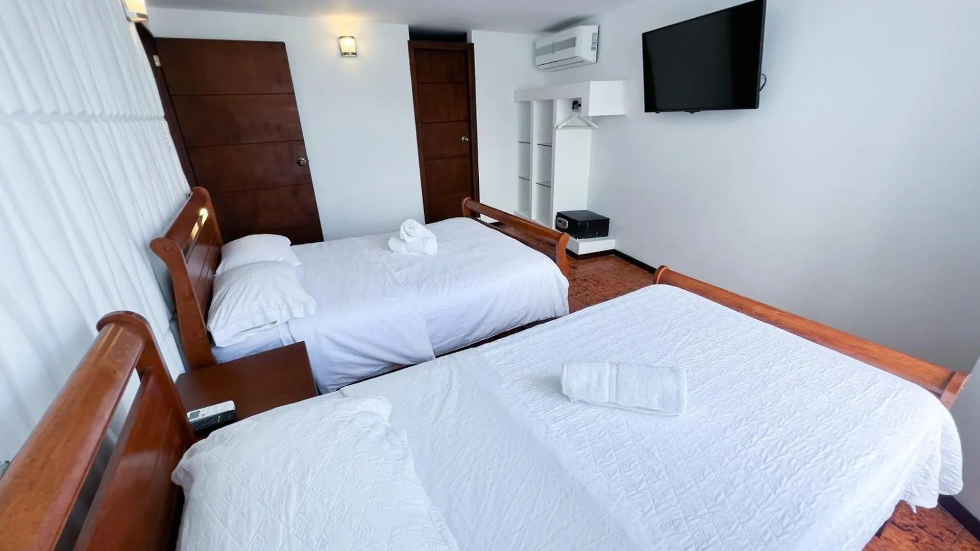 Apartamentos Turisticos In Di Morgan's Canon San Andrés